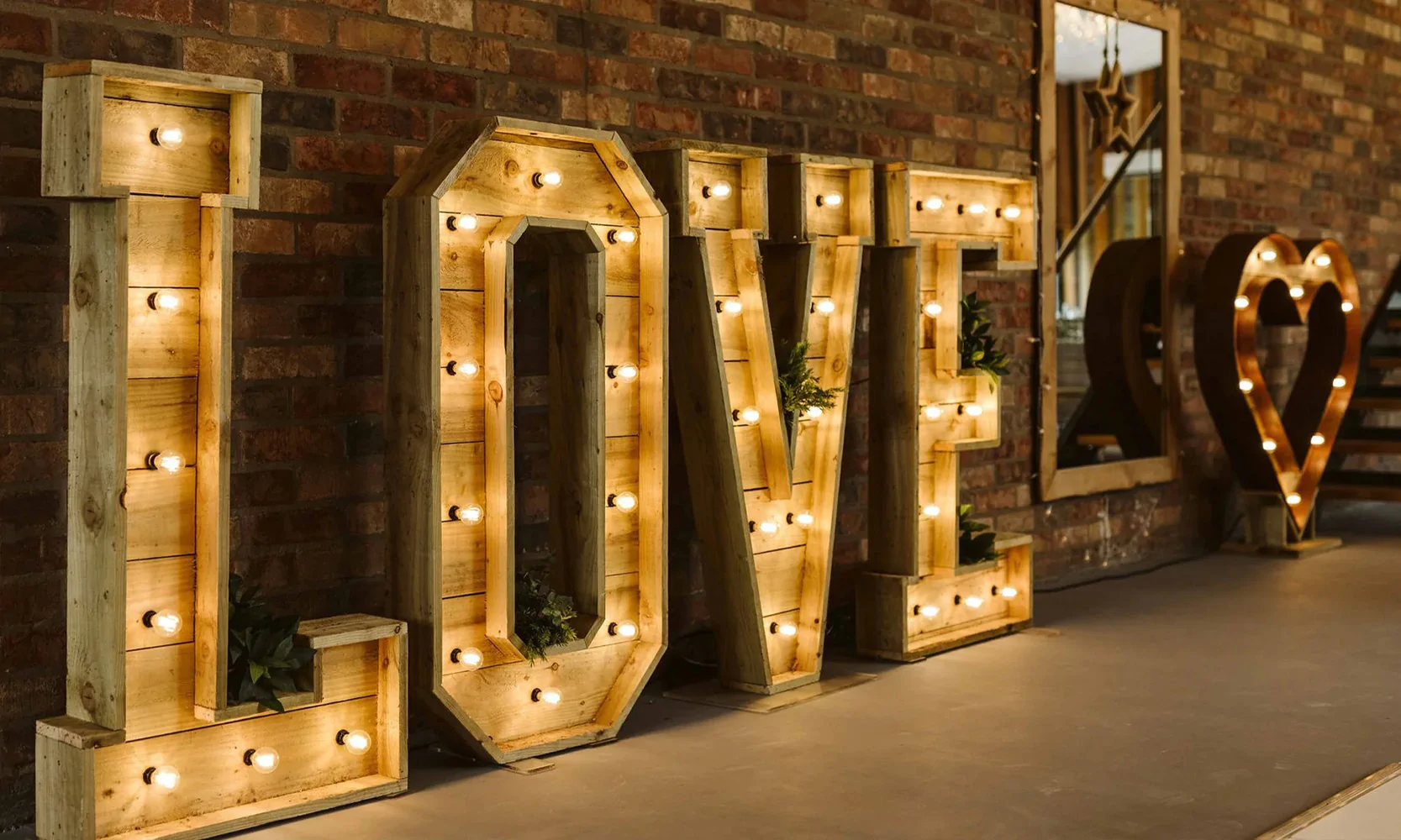 Elevate Your Christmas Marriage Proposal with Premium Party Decor